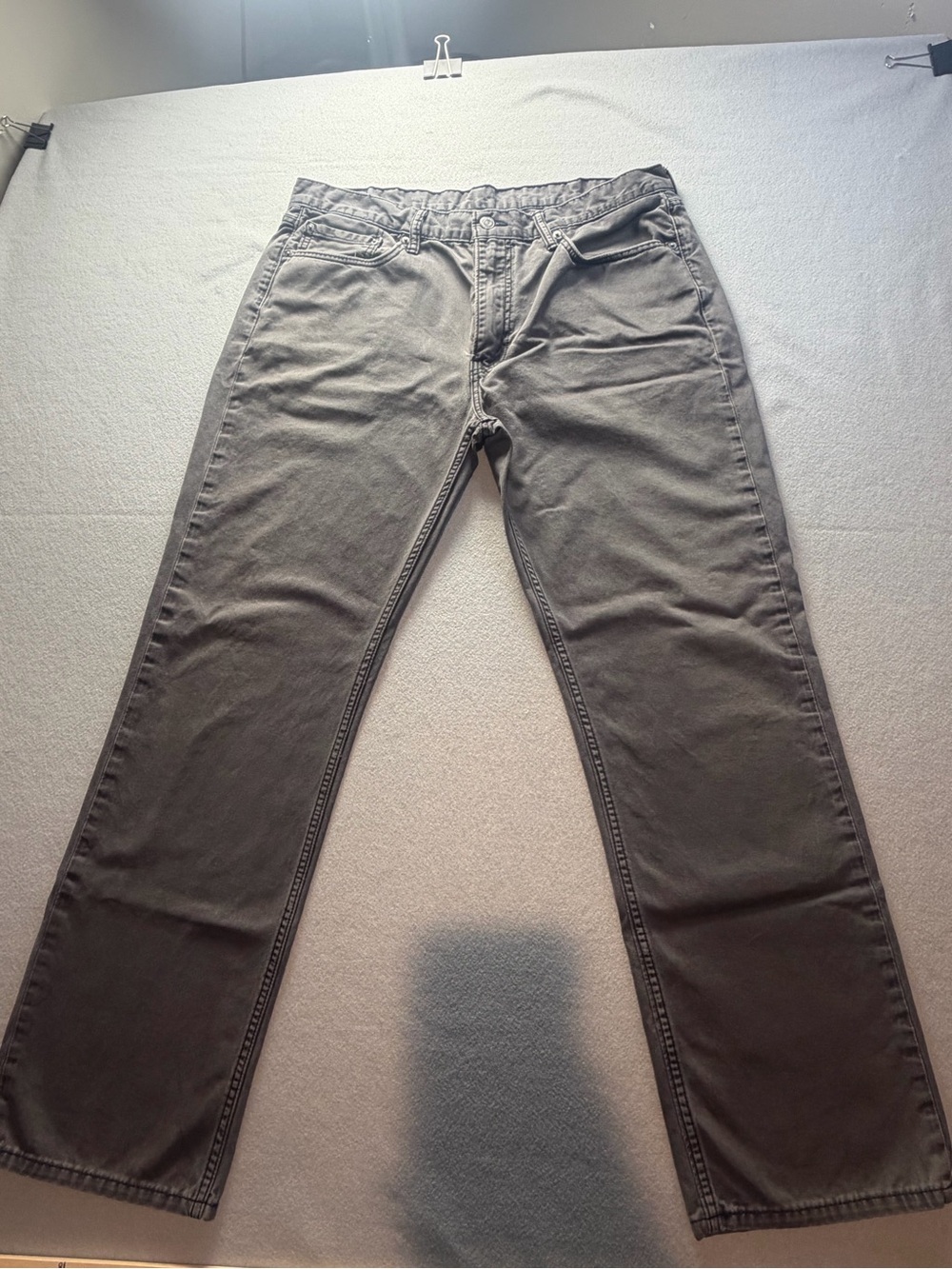Levi’s 514 Straight Fit Jeans 38x32 Charcoal Gray Faded Denim